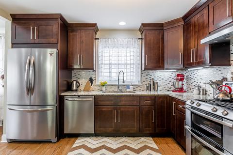 1135 S Wolf Rd, Des Plaines, IL 60016 photo 10