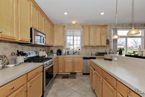 9112 Daniel Ln, Spring Grove, IL 60081 photo 10