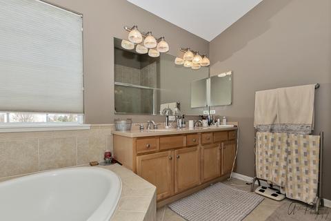 9112 Daniel Ln, Spring Grove, IL 60081 photo 16