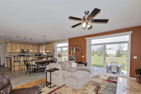 9112 Daniel Ln, Spring Grove, IL 60081 photo 6