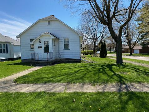 129 W 5th St, Spring Valley, IL 61362 photo 1