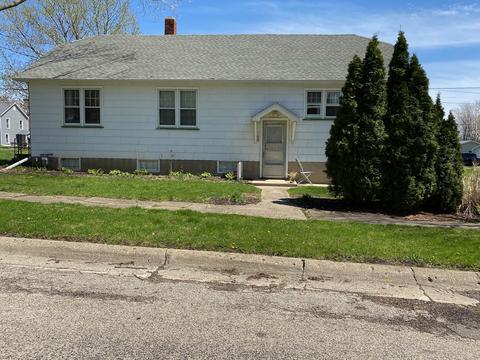 129 W 5th St, Spring Valley, IL 61362 photo 2