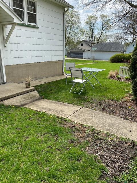 129 W 5th St, Spring Valley, IL 61362 photo 5