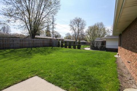 108 Marie Way, Normal, IL 61761 photo 31