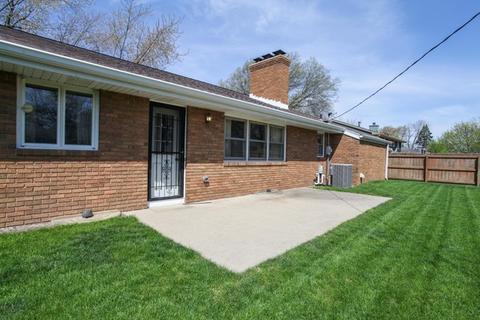 108 Marie Way, Normal, IL 61761 photo 32