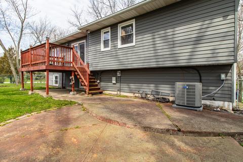 825 Freeman Rd, Hoffman Estates, IL 60192 photo 26