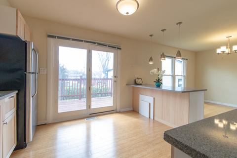 825 Freeman Rd, Hoffman Estates, IL 60192 photo 11