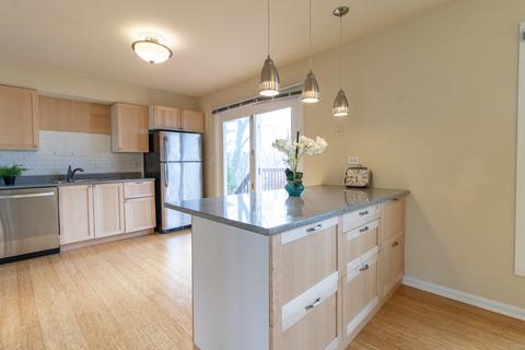 825 Freeman Rd, Hoffman Estates, IL 60192 photo 10