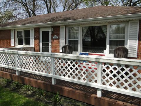 835 E Roxanna Cir, Kankakee, IL 60901 photo 2