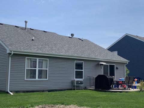 1409 Denver Dr, Minooka, IL 60447 photo 2