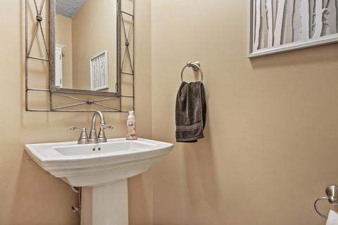 1203 N Linden St, Normal, IL 61761 photo 28