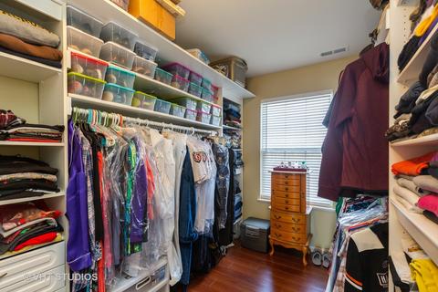 331 Monument Rd, Elgin, IL 60124 photo 27