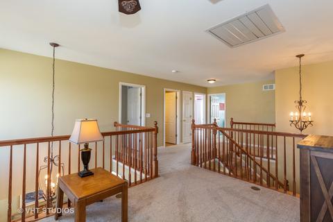 331 Monument Rd, Elgin, IL 60124 photo 18
