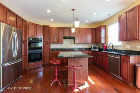 331 Monument Rd, Elgin, IL 60124 photo 7