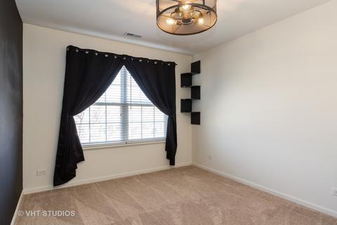 331 Monument Rd, Elgin, IL 60124 photo 19