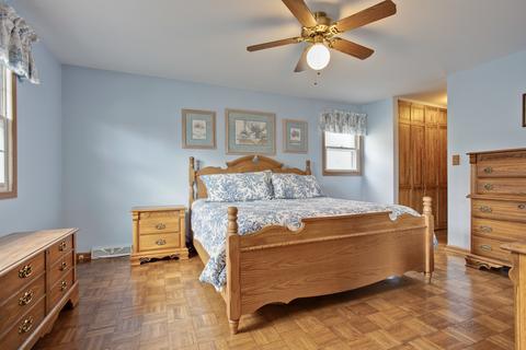 820 Freeman Rd, Hoffman Estates, IL 60192 photo 17