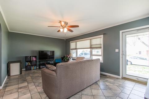 813 Elm St, Bloomington, IL 61701 photo 4
