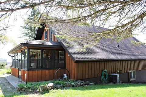 20299 Pigeon Rd, Morrison, IL 61270 photo 5