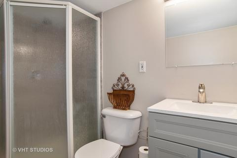 845 Red Barn Ln, Elgin, IL 60124 photo 19