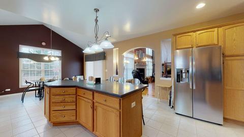 2 Covington Ct, Algonquin, IL 60102 photo 13