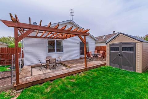 8 Fetzer Dr, Bloomington, IL 61704 photo 5