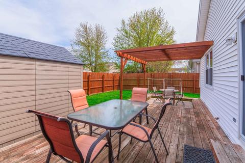 8 Fetzer Dr, Bloomington, IL 61704 photo 4