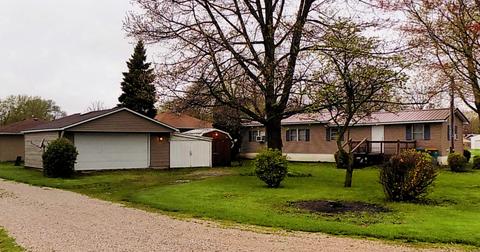 511 E 12th St, Streator, IL 61364 photo 17