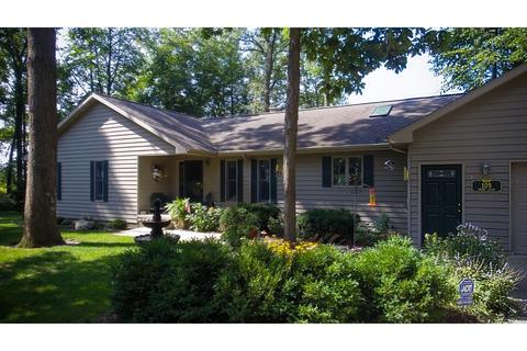 109 Spring Ct, Sheldon, IL 60966 photo 4