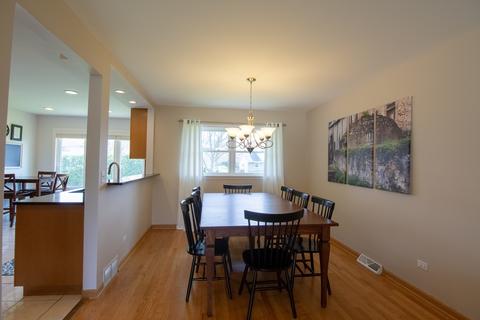 1067 Sherwood Dr, Wheeling, IL 60090 photo 5