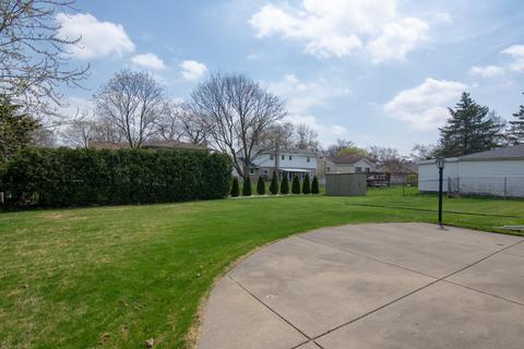 1067 Sherwood Dr, Wheeling, IL 60090 photo 18