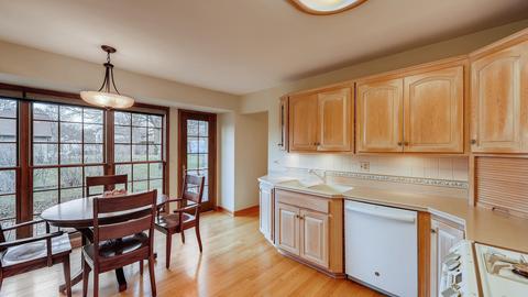 3701 Winding Trail Ln, Hoffman Estates, IL 60192 photo 7
