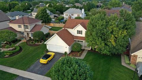 1304 Bluejay Ln, Plainfield, IL 60586 photo 2