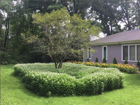 2506 Macarthur Dr, Mchenry, IL 60050 photo 2
