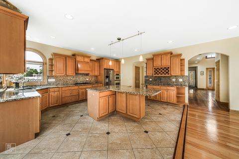 539 E Lincoln Ave, Des Plaines, IL 60018 photo 11