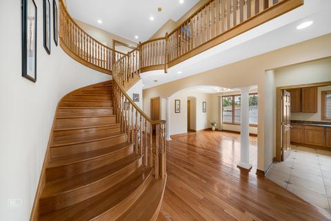 539 E Lincoln Ave, Des Plaines, IL 60018 photo 4