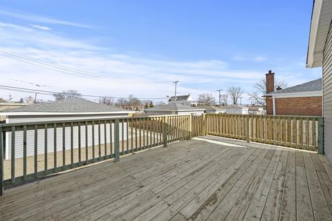 1148 W 103rd Pl, Chicago, IL 60643 photo 4