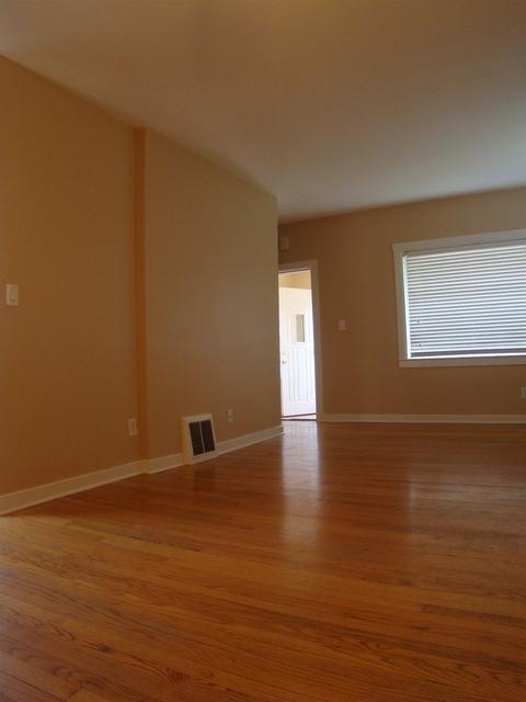217 Seneca St, Elgin, IL 60120 photo 41