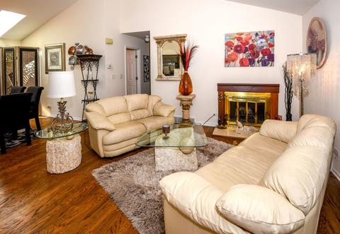 1928 Golf View Dr, Bartlett, IL 60103 photo 6