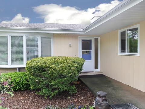 1675 Lin Lor Ln, Elgin, IL 60123 photo 4