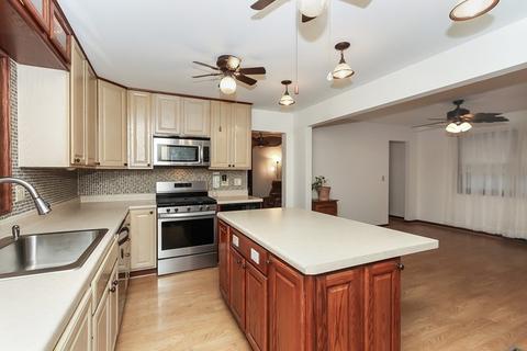 1675 Lin Lor Ln, Elgin, IL 60123 photo 10