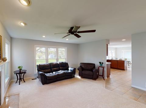 1365 Fox Chase Rd, Bartlett, IL 60103 photo 7