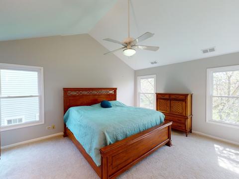 1365 Fox Chase Rd, Bartlett, IL 60103 photo 13