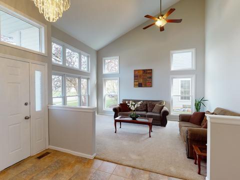 1365 Fox Chase Rd, Bartlett, IL 60103 photo 18