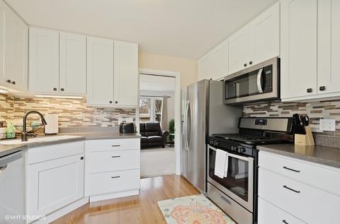 1047 Mcdaniel Ave, Evanston, IL 60202 photo 4