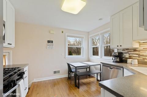 1047 Mcdaniel Ave, Evanston, IL 60202 photo 3