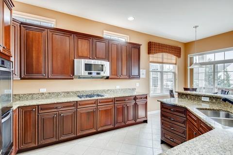 3875 Seigle Dr, Elgin, IL 60124 photo 7