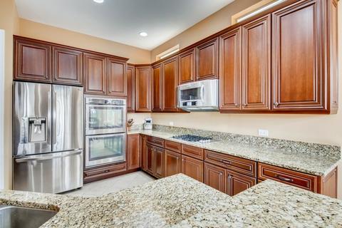 3875 Seigle Dr, Elgin, IL 60124 photo 10