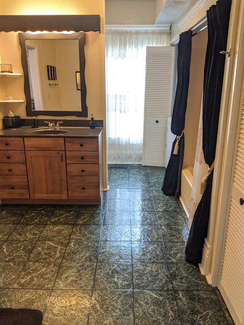 803 E Garden St, Freeport, IL 61032 photo 14
