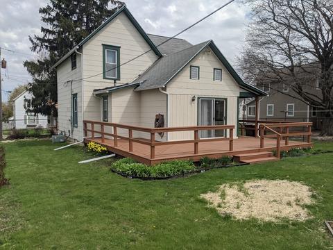 803 E Garden St, Freeport, IL 61032 photo 25