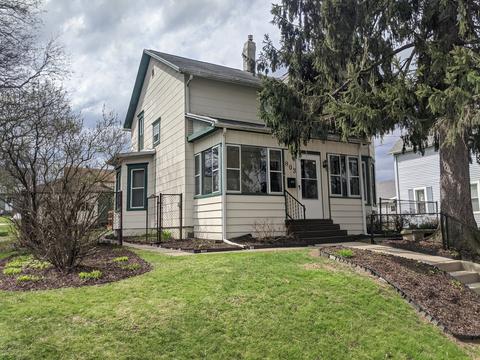 803 E Garden St, Freeport, IL 61032 photo 31